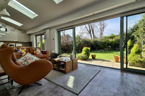 SITTING AREA
