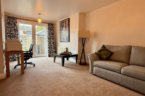 SITTING ROOM/BEDROOM FOUR