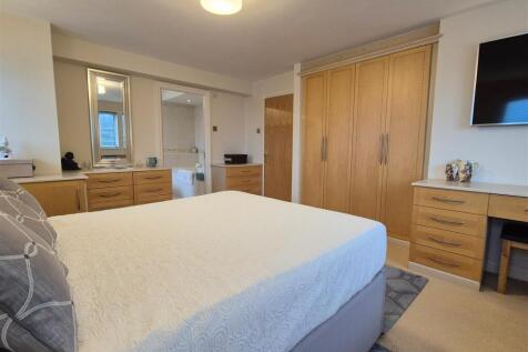 BEDROOM SUITE ONE