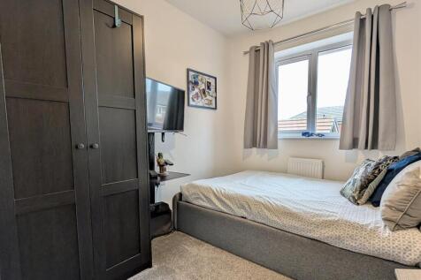 BEDROOM THREEE