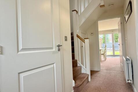 ENTRANCE HALLWAY