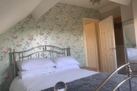 BEDROOM FIVE