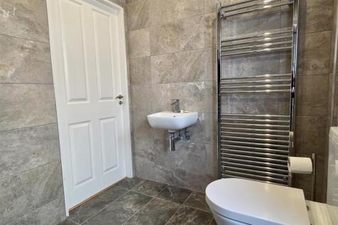 UTILITY/WET ROOM/WC