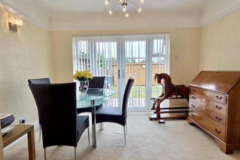 DINING AREA EXTENSION
