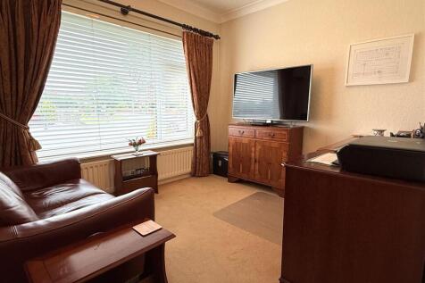 FAMILY SNUG/BEDROOM