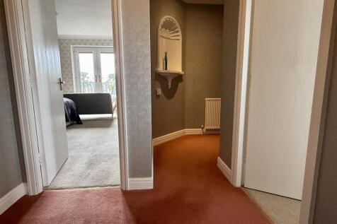 SECOND FLOOR LANDING
