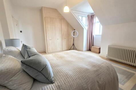 BEDROOM FIVE
