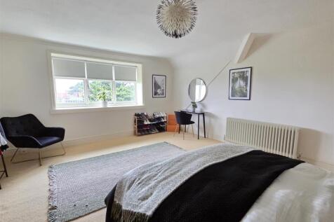 BEDROOM SIX