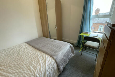 Bedroom8