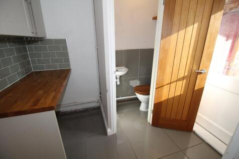 Utility/Toilet