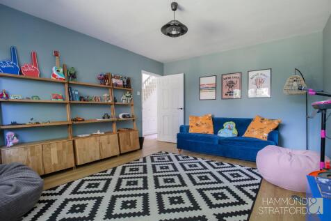 Family Room/Bedroom 4