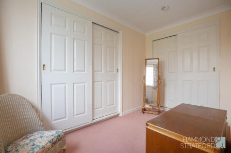 Walk In Wardrobe