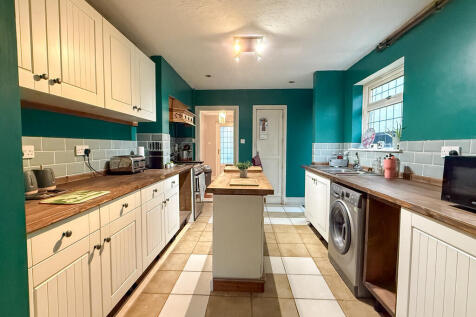 20251029_14410243...