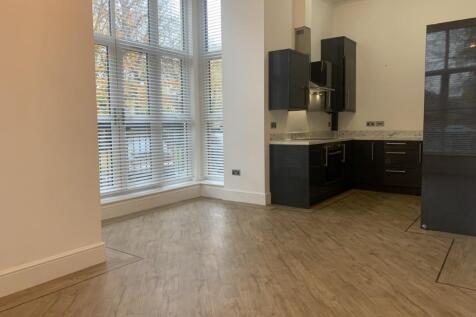 Dining/Kitchen area