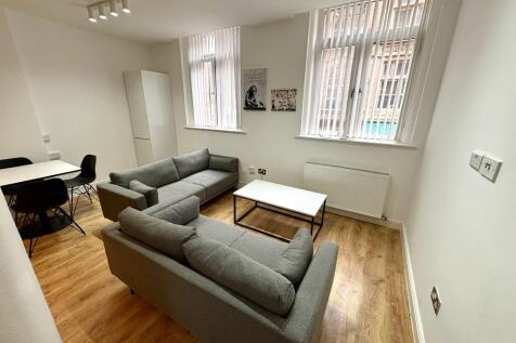Living Room/Kitchen