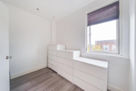 Bedroom 3.jpg