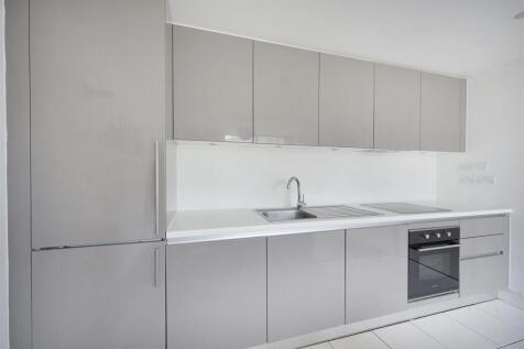 Kitchen (3).jpg
