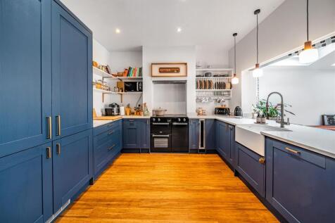 Kitchen.jpg