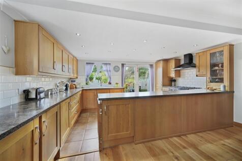 Trafalgar Avenue 11