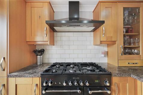 Trafalgar Avenue 10