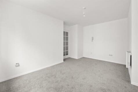 Studio Room