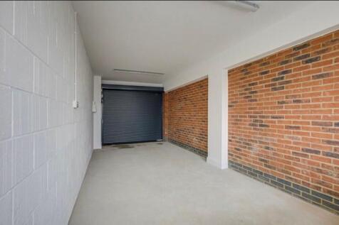 Garage (utility)