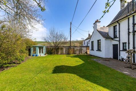 Back Garden &amp; Summer House