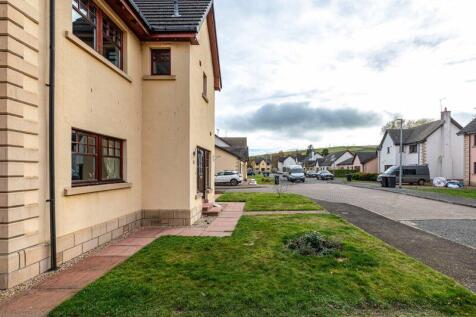 Front Garden &amp; Street View