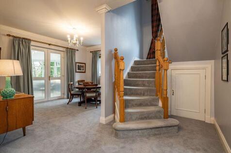 Reception Hall to Family Area