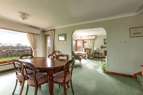 Dining Hall to Sitting Room