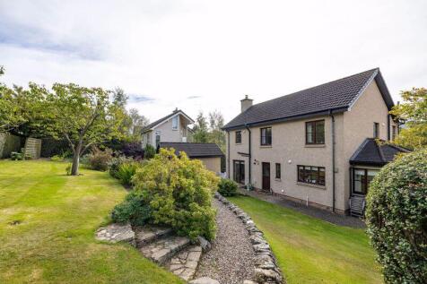 Rear Garden & Back of House