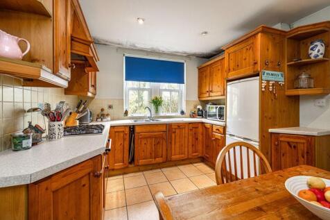 Breakfasting Kitchen