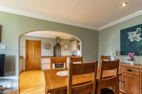 Dining Area to Kitchen