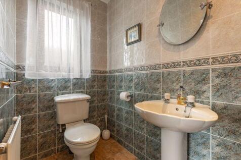 Ensuite Shower Room