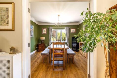 Sitting to Dining Room