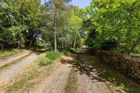 Driveway Entrance to Spottiswoode House