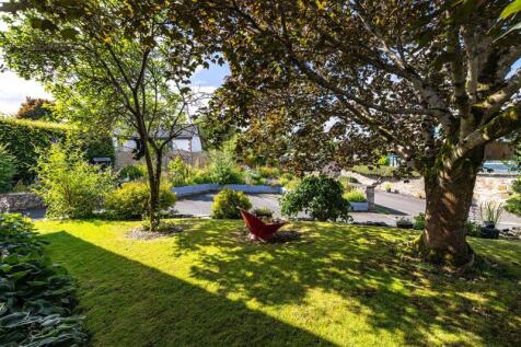 Side Garden