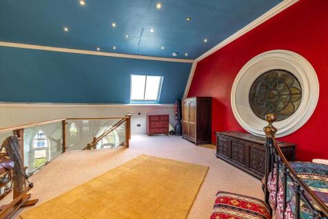 Mezzanine Bedroom