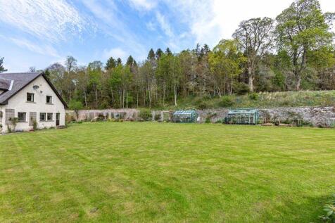 Side of House &amp; Garden