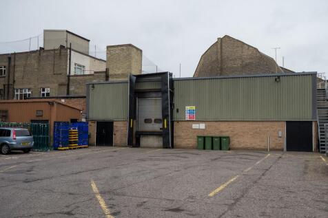Loading bay at rear