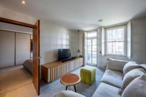80 neville court 3095 rec bed.jpg