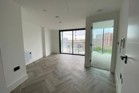 Beautiful Open Plan Living
