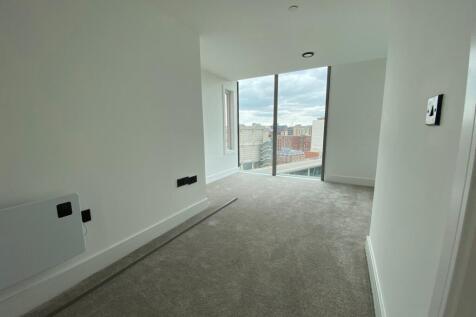 Large Double Bedroom