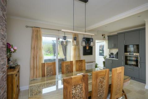 35 Bloomfield Drive-17.jpg