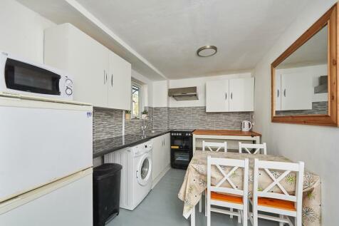 55 Saffron Court-4.jpg