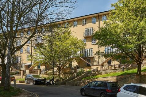 55 Saffron Court-15.jpg