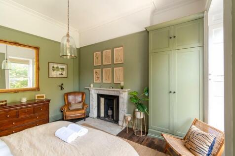 Flat 1 15 Catharine Place-17.jpg