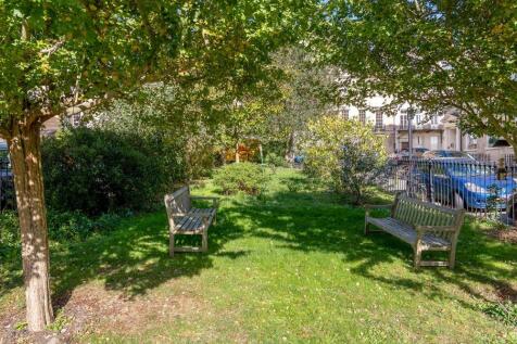 Flat 1 15 Catharine Place-1.jpg