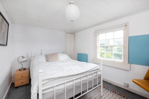 3 Lower East Hayes, Bath BA1 6AN-16.jpg