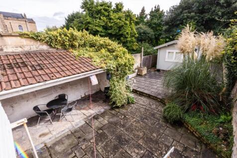 3 Lower East Hayes, Bath BA1 6AN-11.jpg